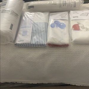 IKEA set!!! Brand new never used!